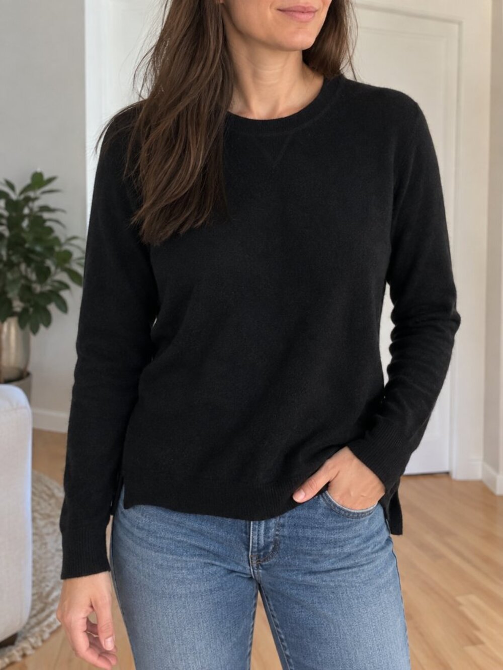 Lord & Taylor 100% Cashmere Black Crewneck Sweater – XS/S